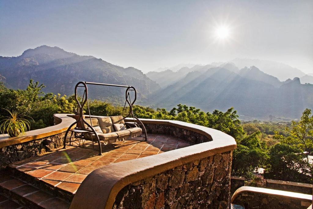 Hostal De La Luz - Spa Holistic Resort テポストラン エクステリア 写真